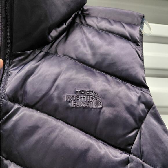 The North Face Womens 550 Down Puffer Vest Sz Large Purple Quilted Zip Jacket - Picture 4 of 9